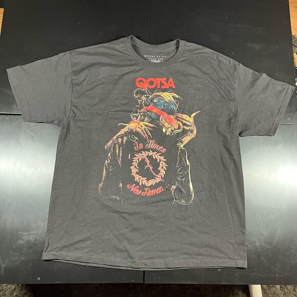 Queens of the Stone Age Tour In Times New Roman The End is Nero T Shirt 2XL New - Picture 1 of 5